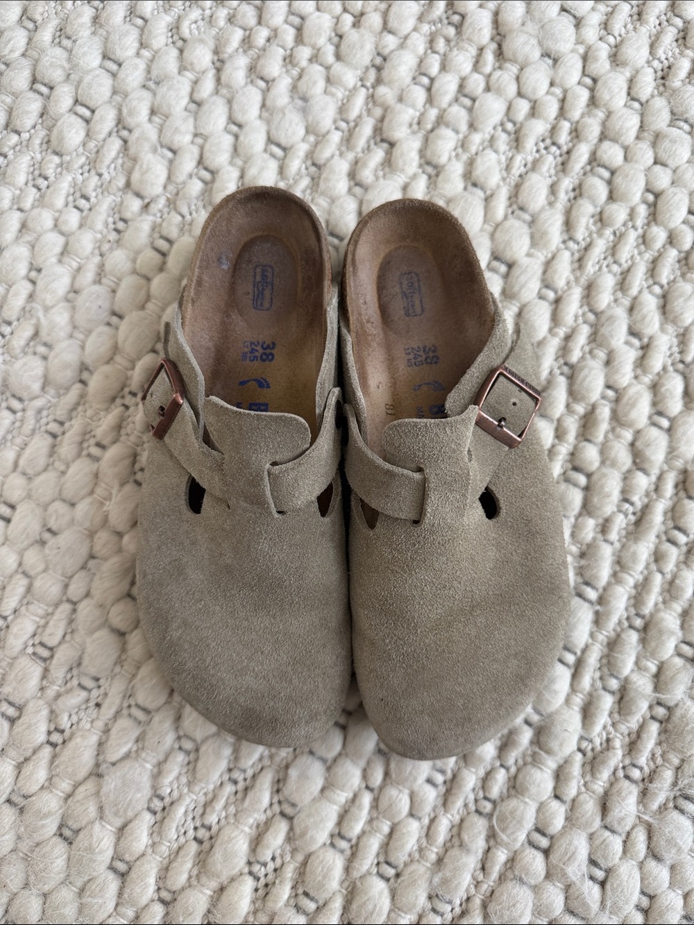 Birkenstock Boston Suede Clogs in Taupe Soft Bed size 38 7.5 / 8